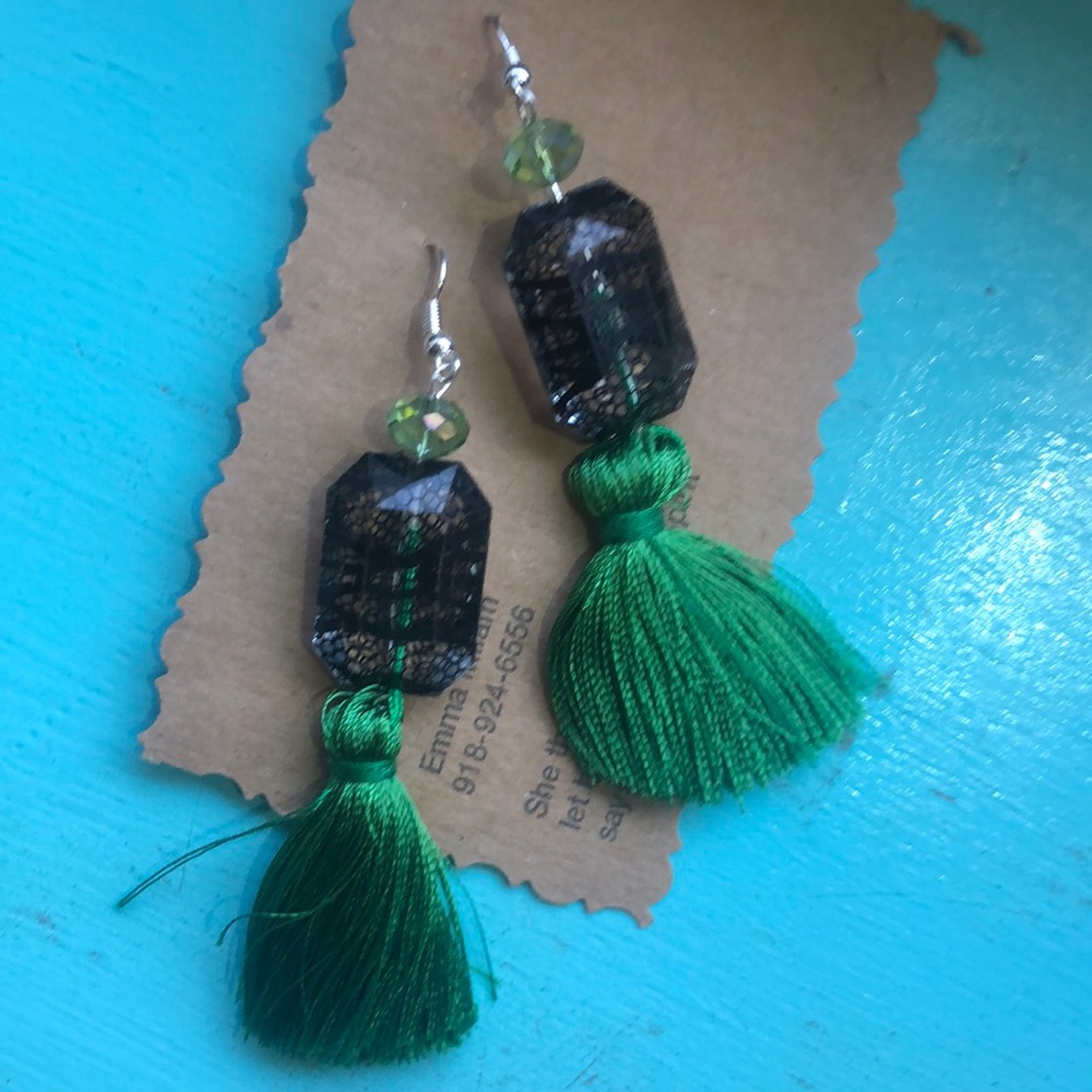 🛍Handmade Tassel earrings